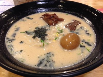 極品豚骨拉麵（明蕐店）-undefined