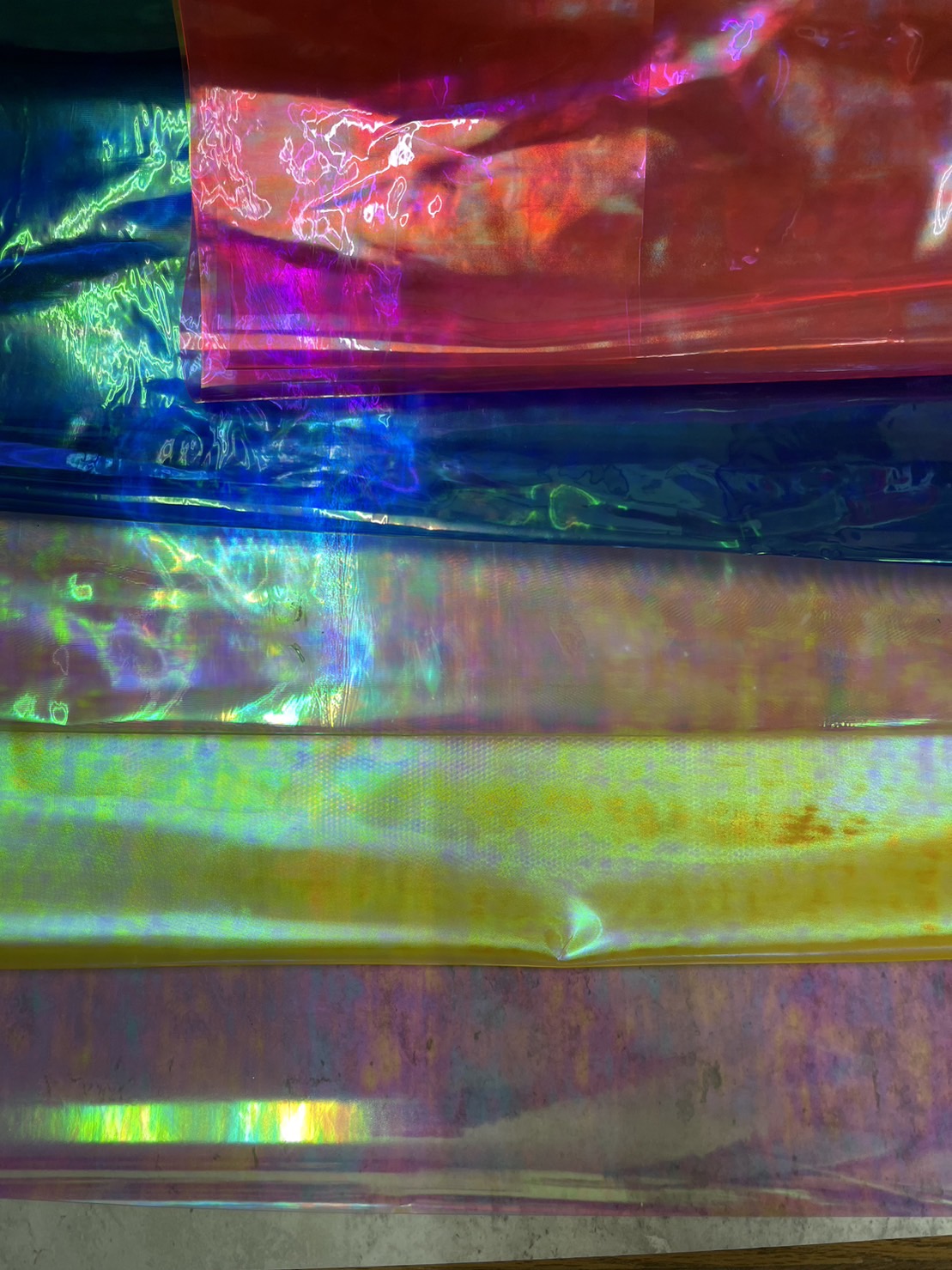 達煜塑膠-專業製造塑膠皮PU、PVC、尼龍布