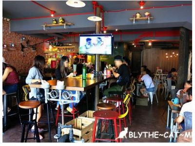 Tank Q Cafe & Bar-undefined