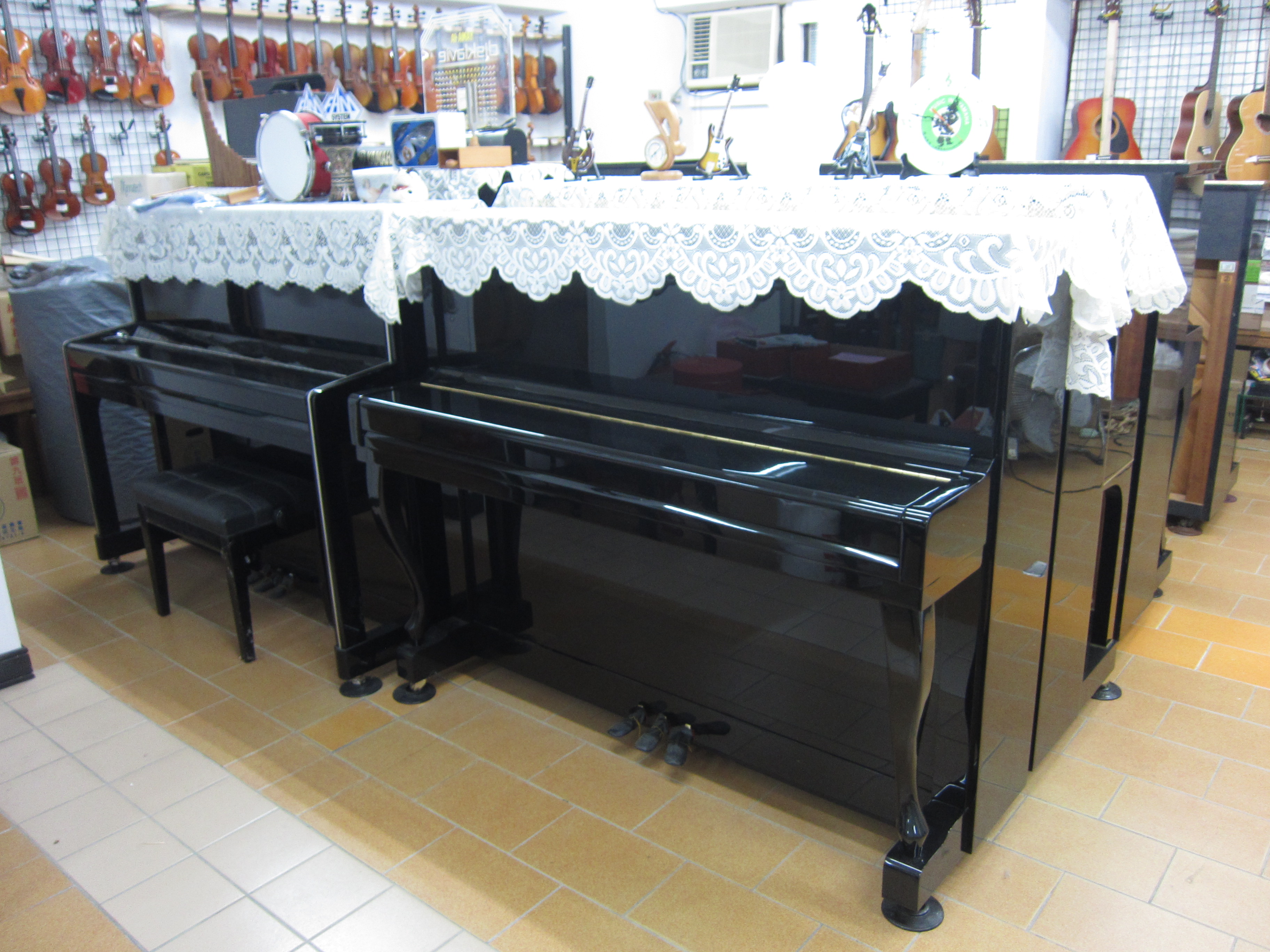 鋼琴展示間