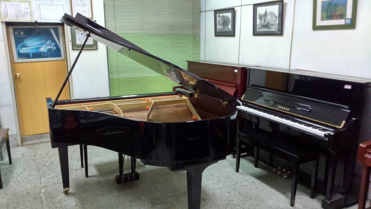 平台鋼琴