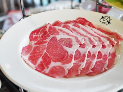 小蒙牛頂級麻辣養生鍋-undefined