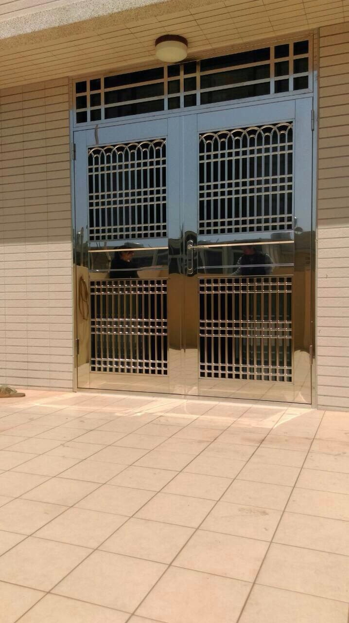 不鏽鋼白鐵門