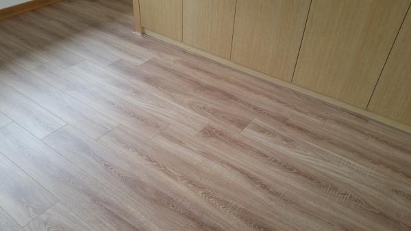 超耐磨地板完工圖