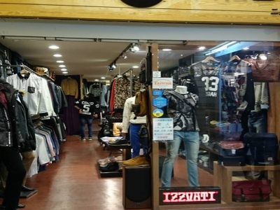 八相貍精品服飾店-undefined