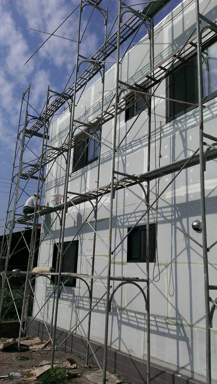 室外牆接縫油漆處理