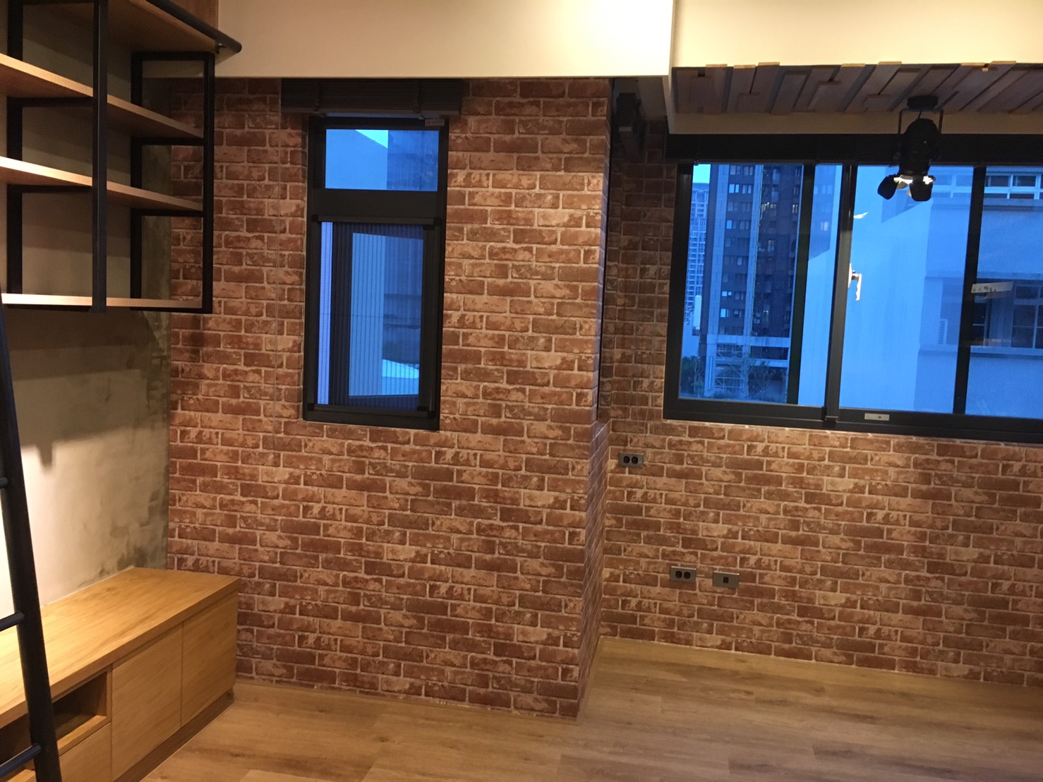 專業壁紙工程「億泰室內裝潢」