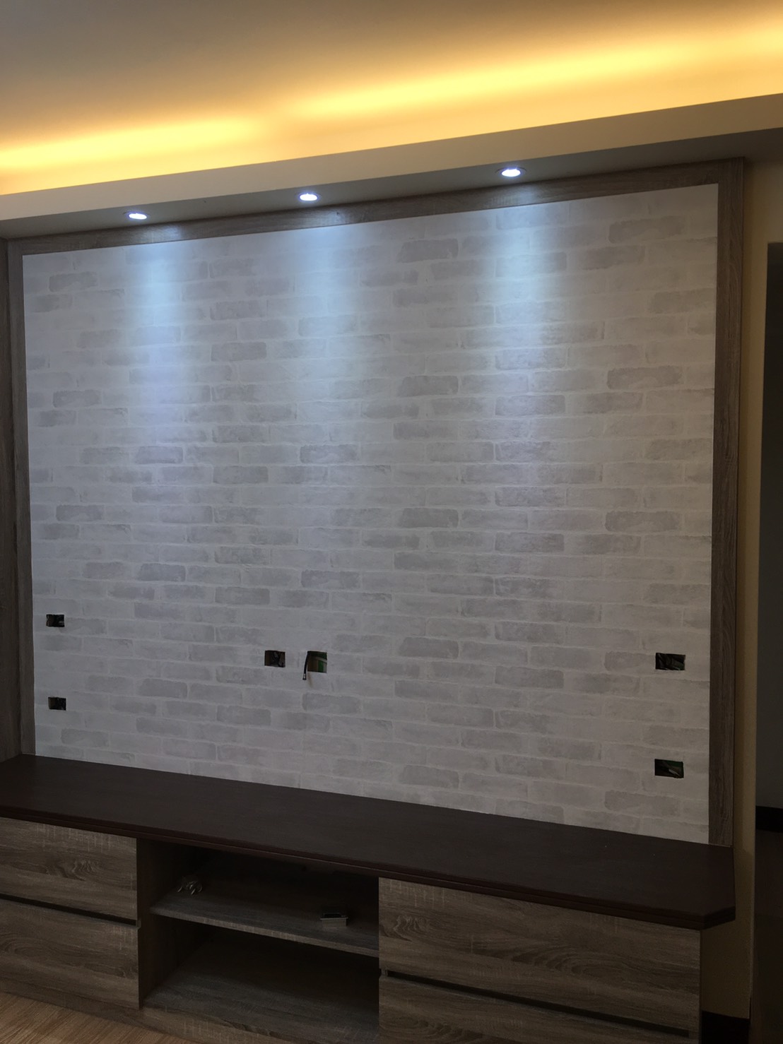 壁燈.時尚壁紙工程「億泰室內裝潢工程行」