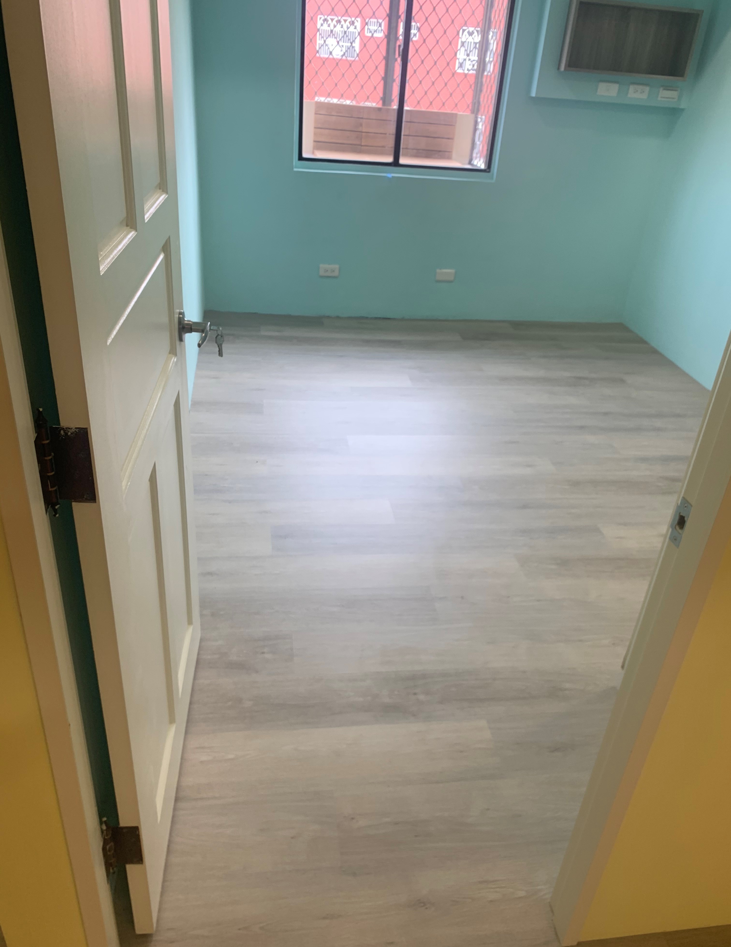 北歐風木紋地磚施工「億泰室內裝潢工程行」