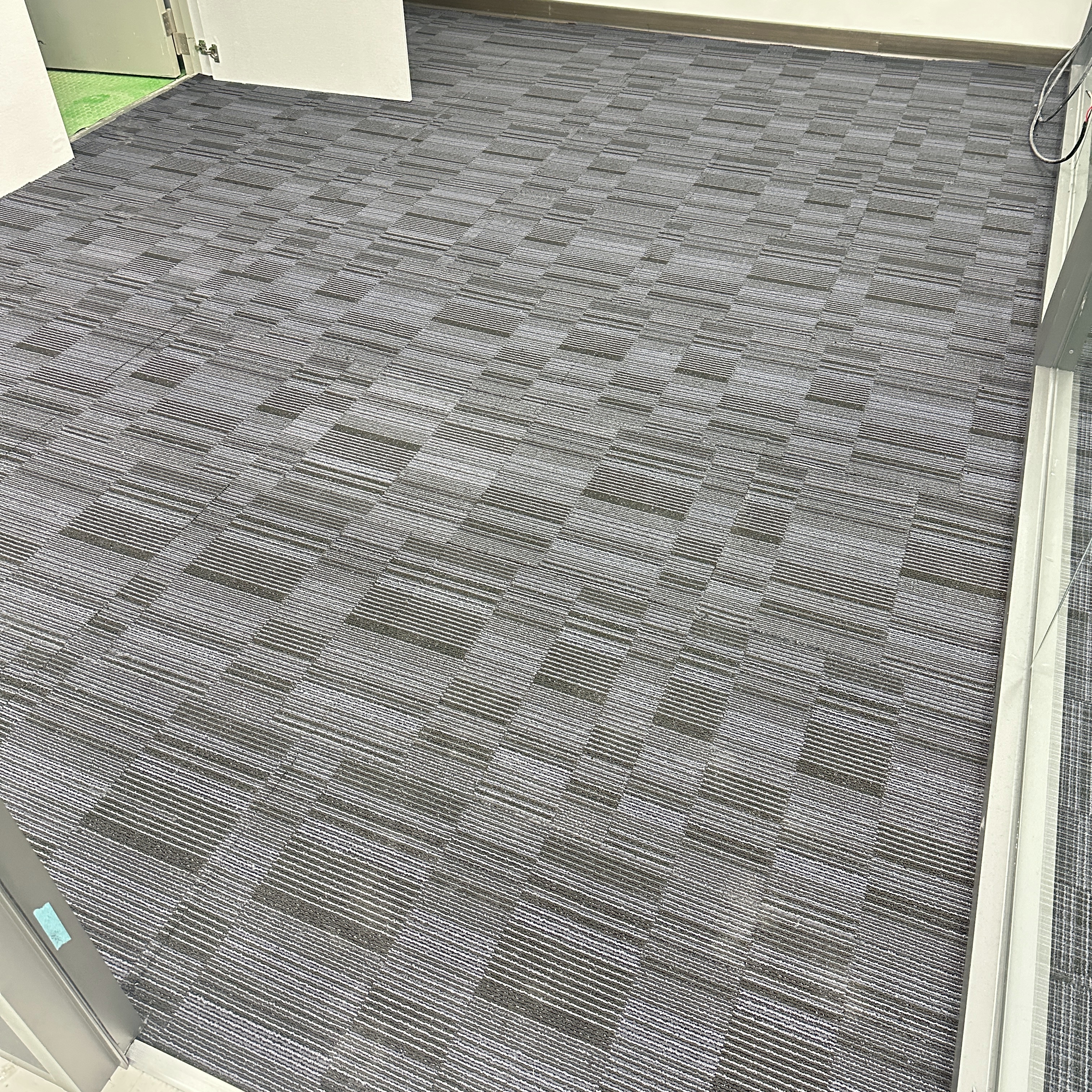 地毯-「億泰室內裝潢工程行」