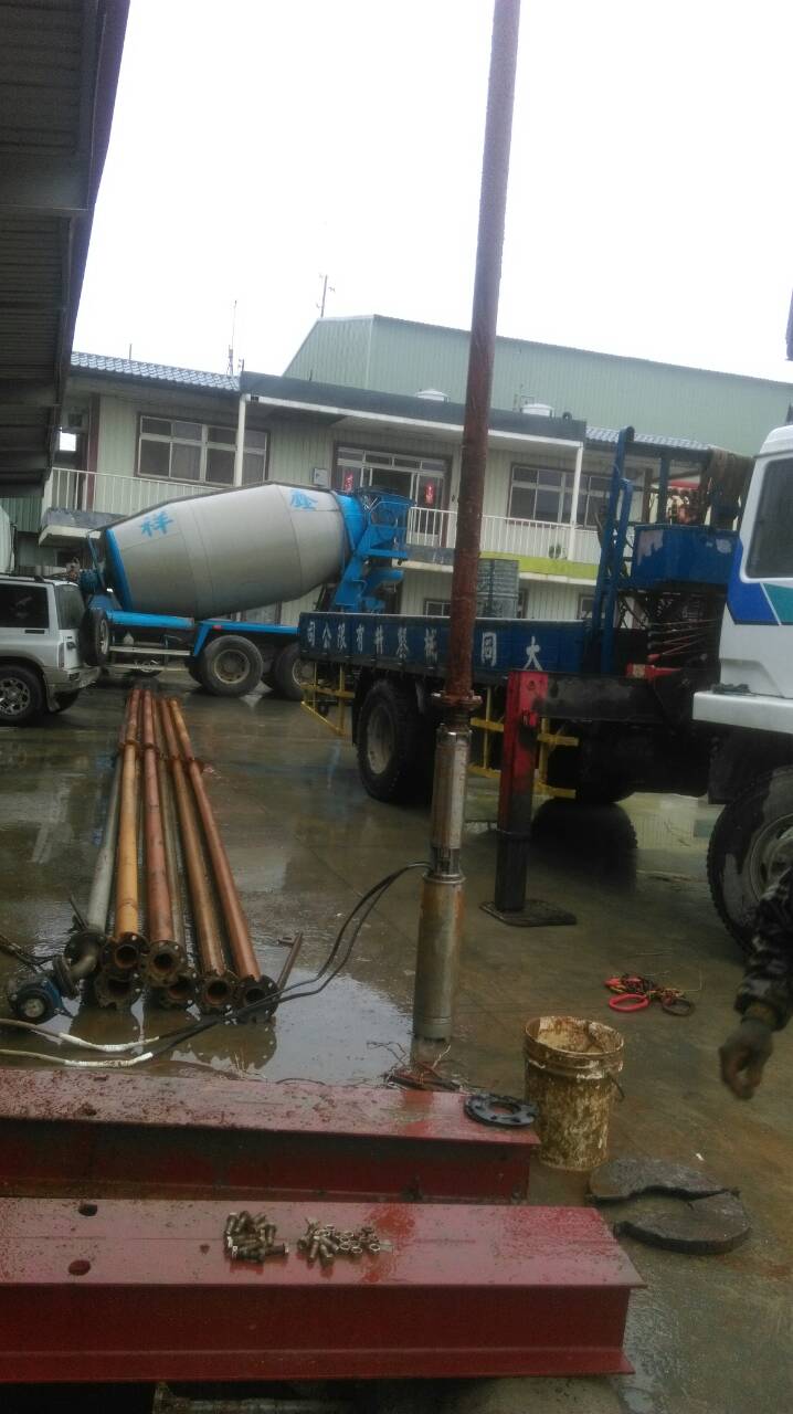 深水馬達吊裝工程