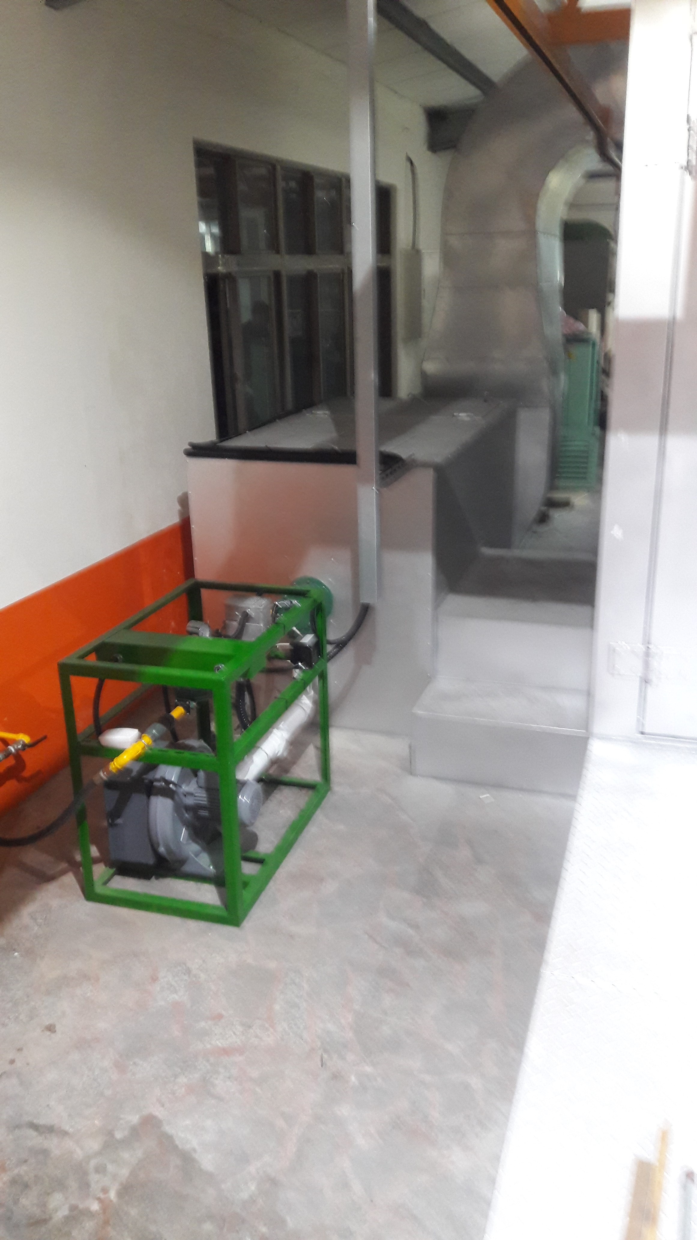 TJ-100瓦斯燃燒機(門板烤漆)