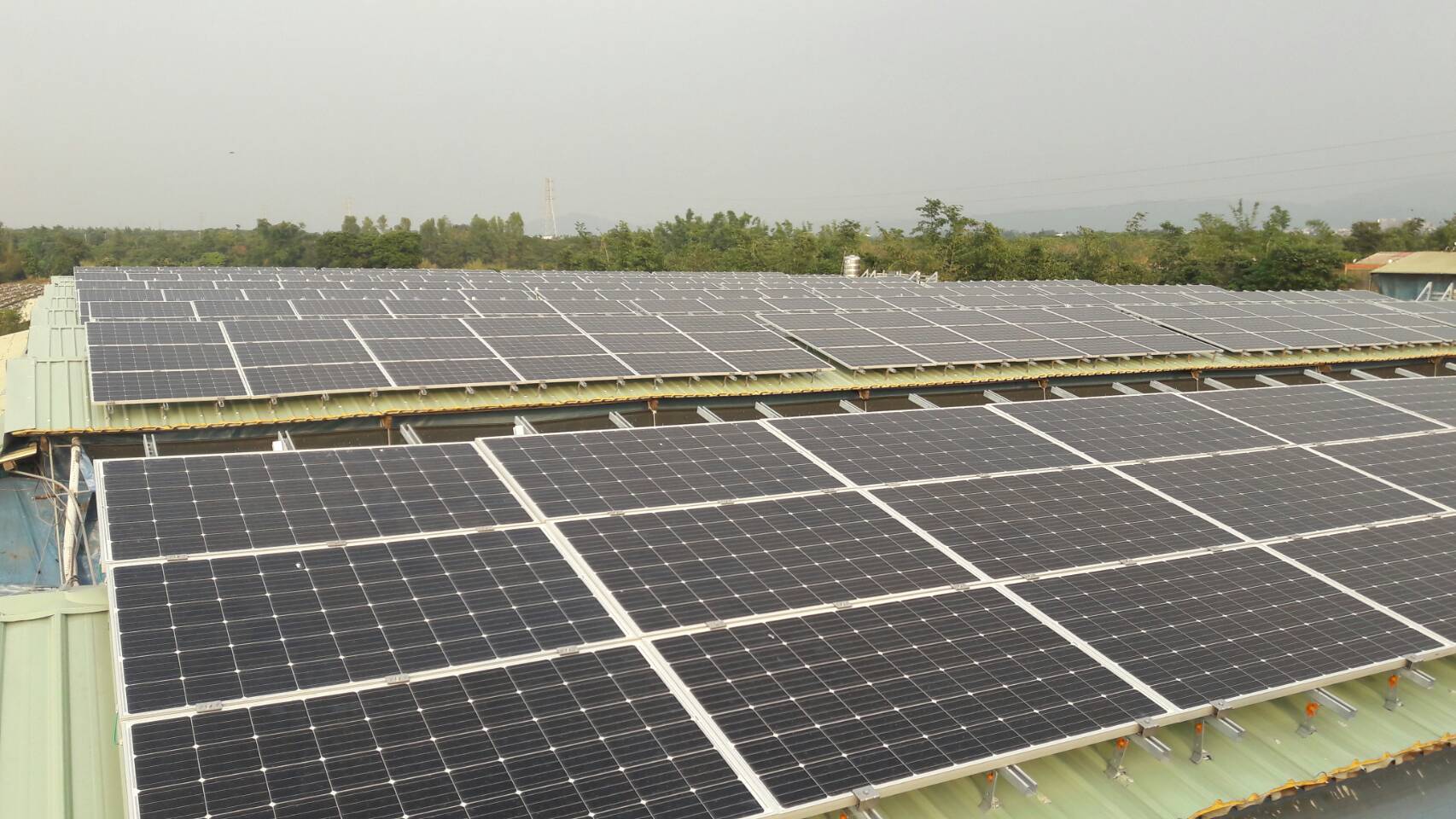 古坑崁腳村雞舍屋頂太陽能-4