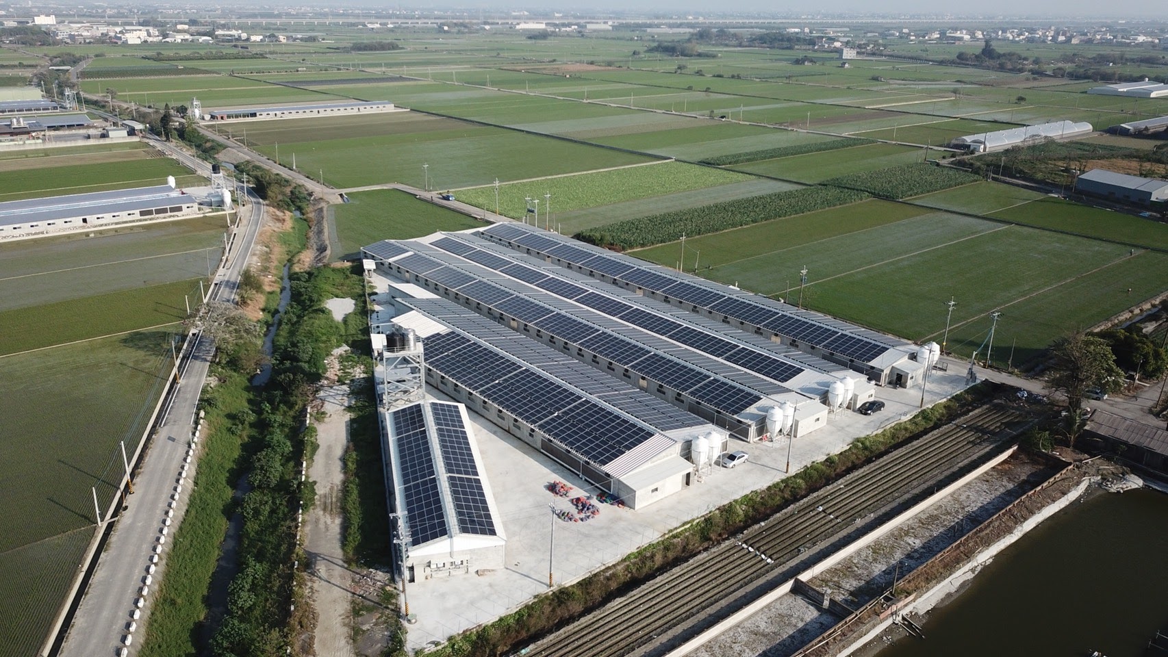 元長龍岩厝段-雞舍太陽能-1