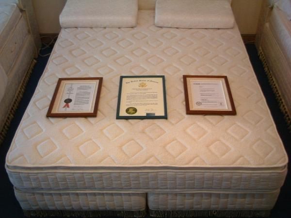 活性碳英國3線科技矽膠護背獨立筒床墊