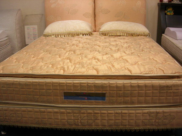 活性碳英國4線柔眠豪華獨立筒床墊~雙ISO國際品質認證