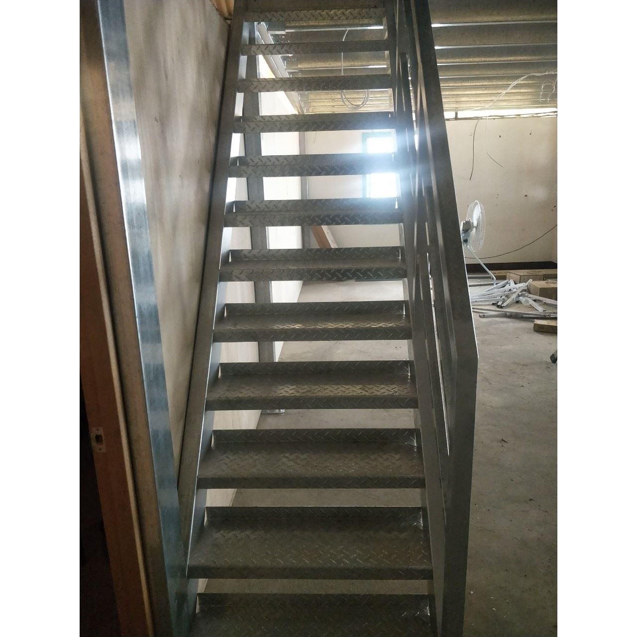 夾層及樓梯工程