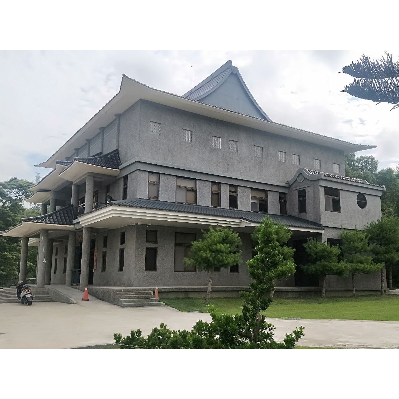 妙德寺迴廊雨遮