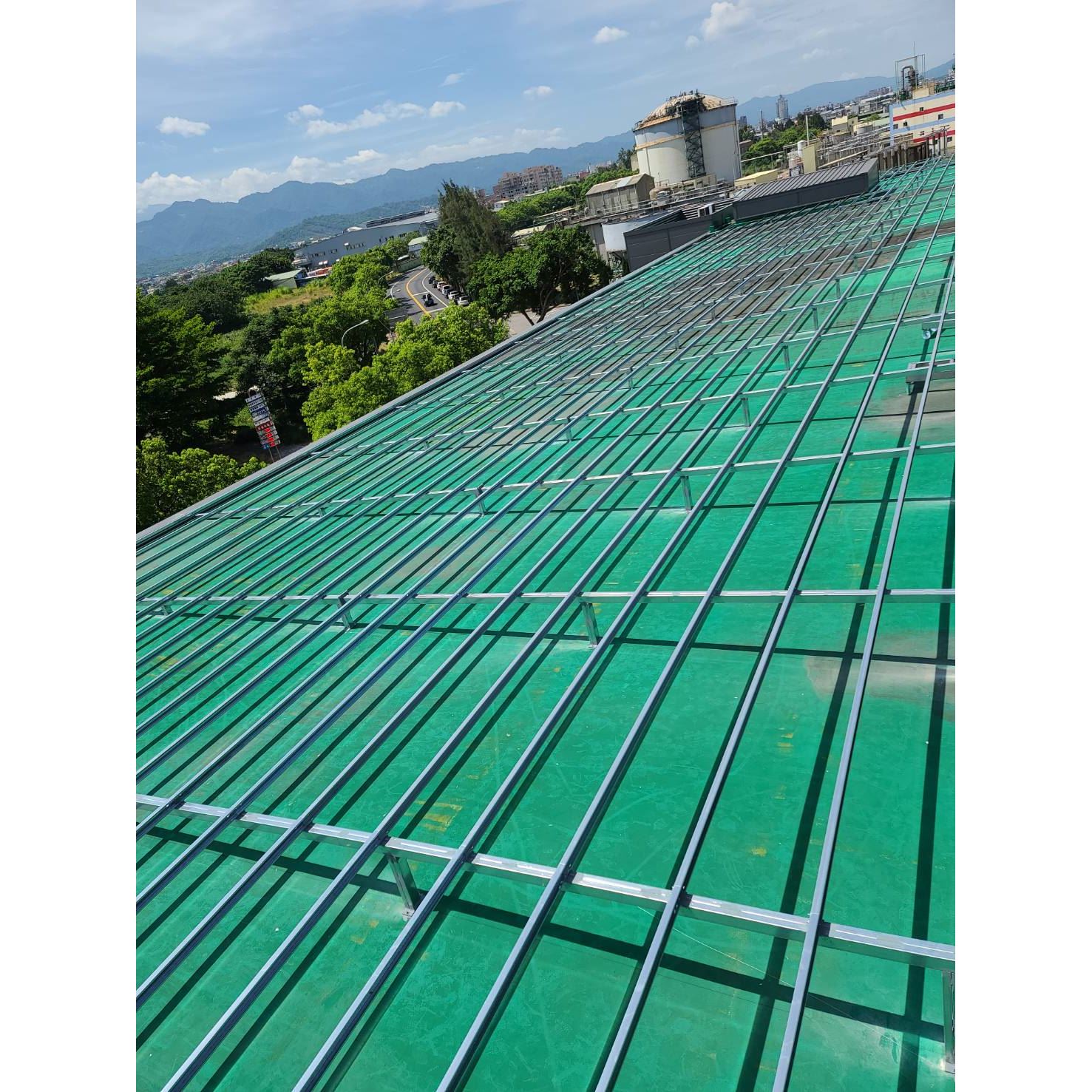 苗栗昱成光能科技公司屋頂防水防熱工程