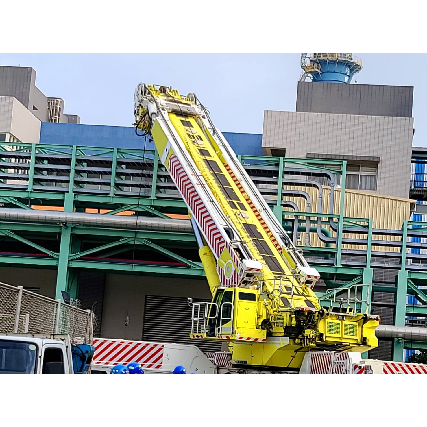 通霄發電廠30米高長40米60噸空橋工程