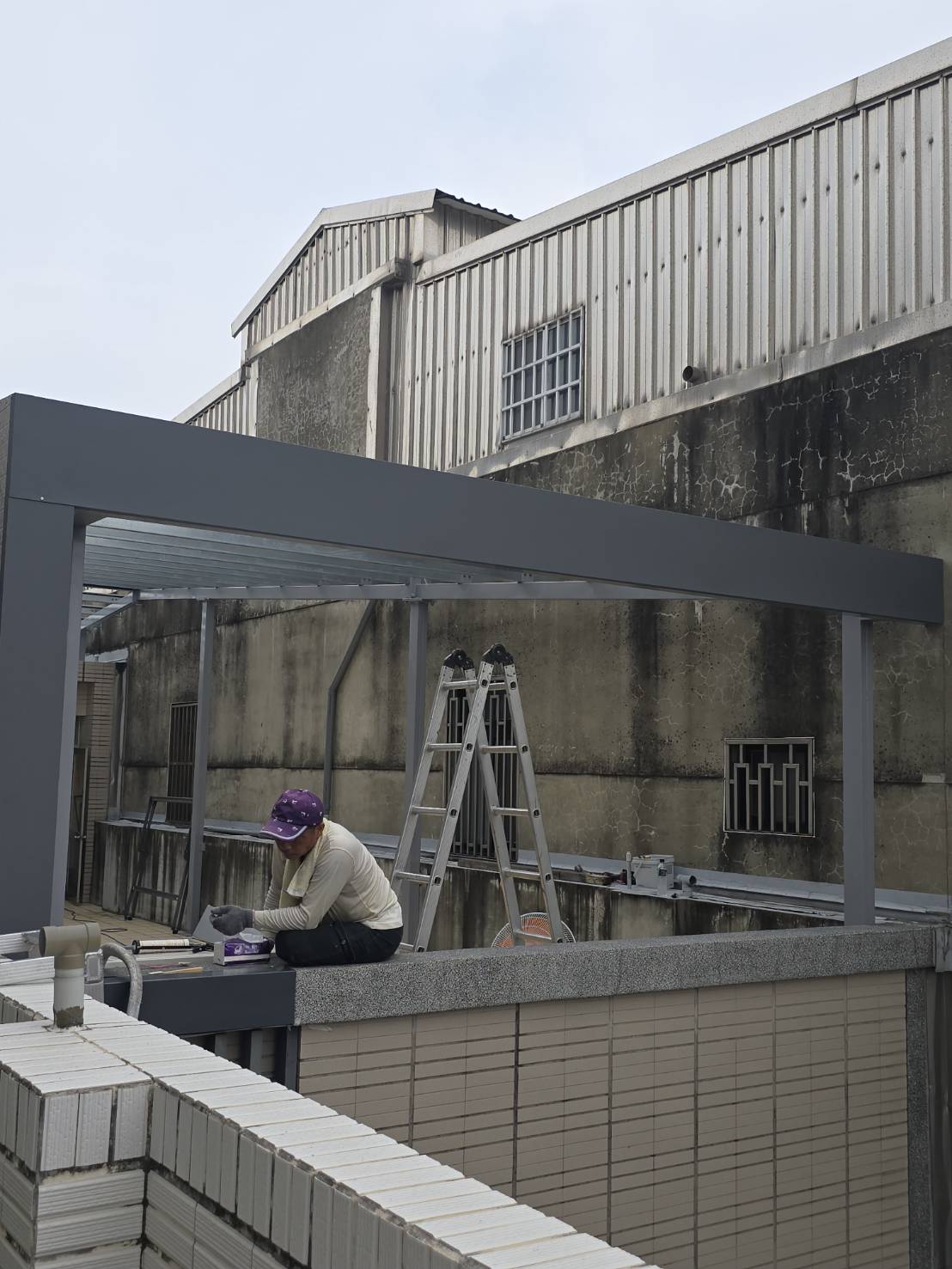 竹南蘆竹路樓頂加蓋工程