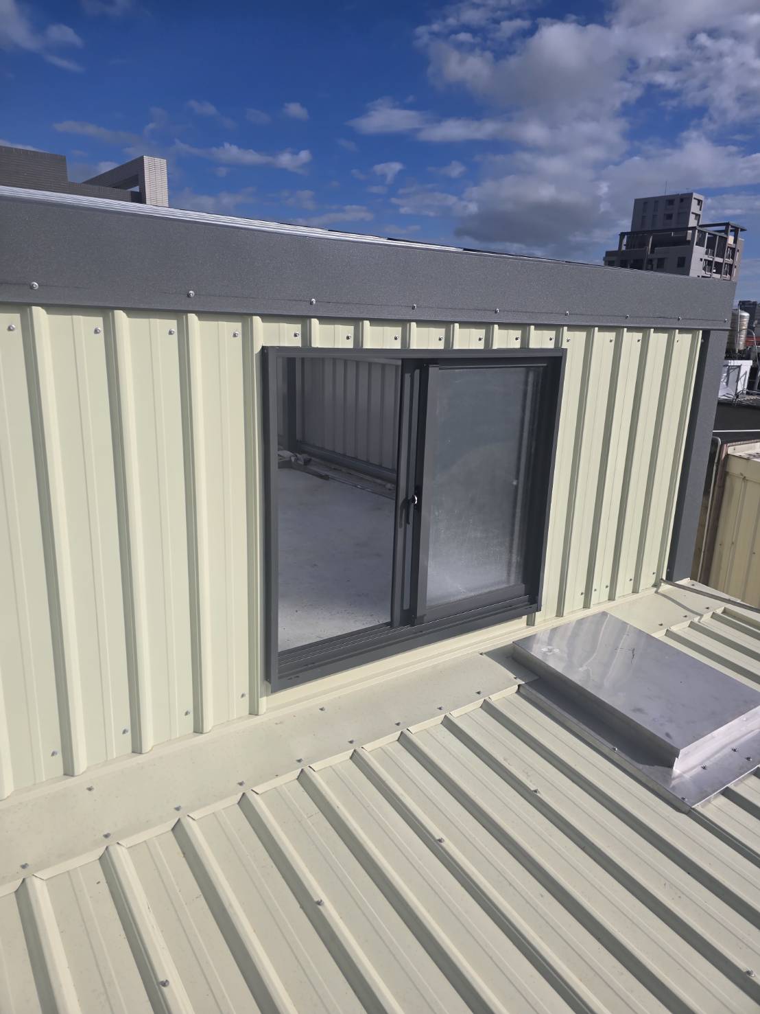 苗栗正發路樓頂加蓋及外牆粉刷彈性水泥漆工程