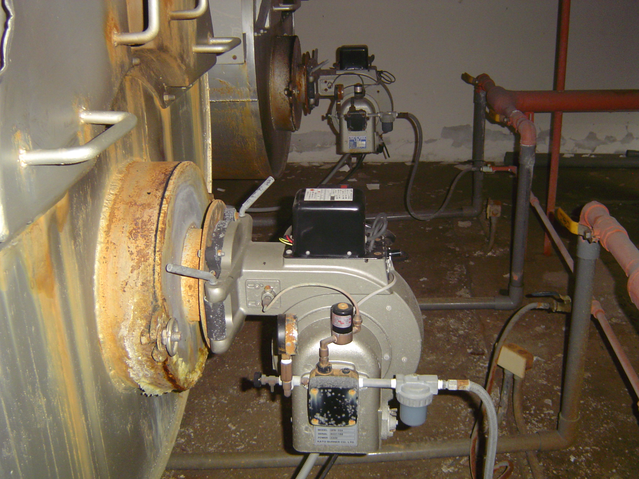 醫校-臥式鍋爐保養