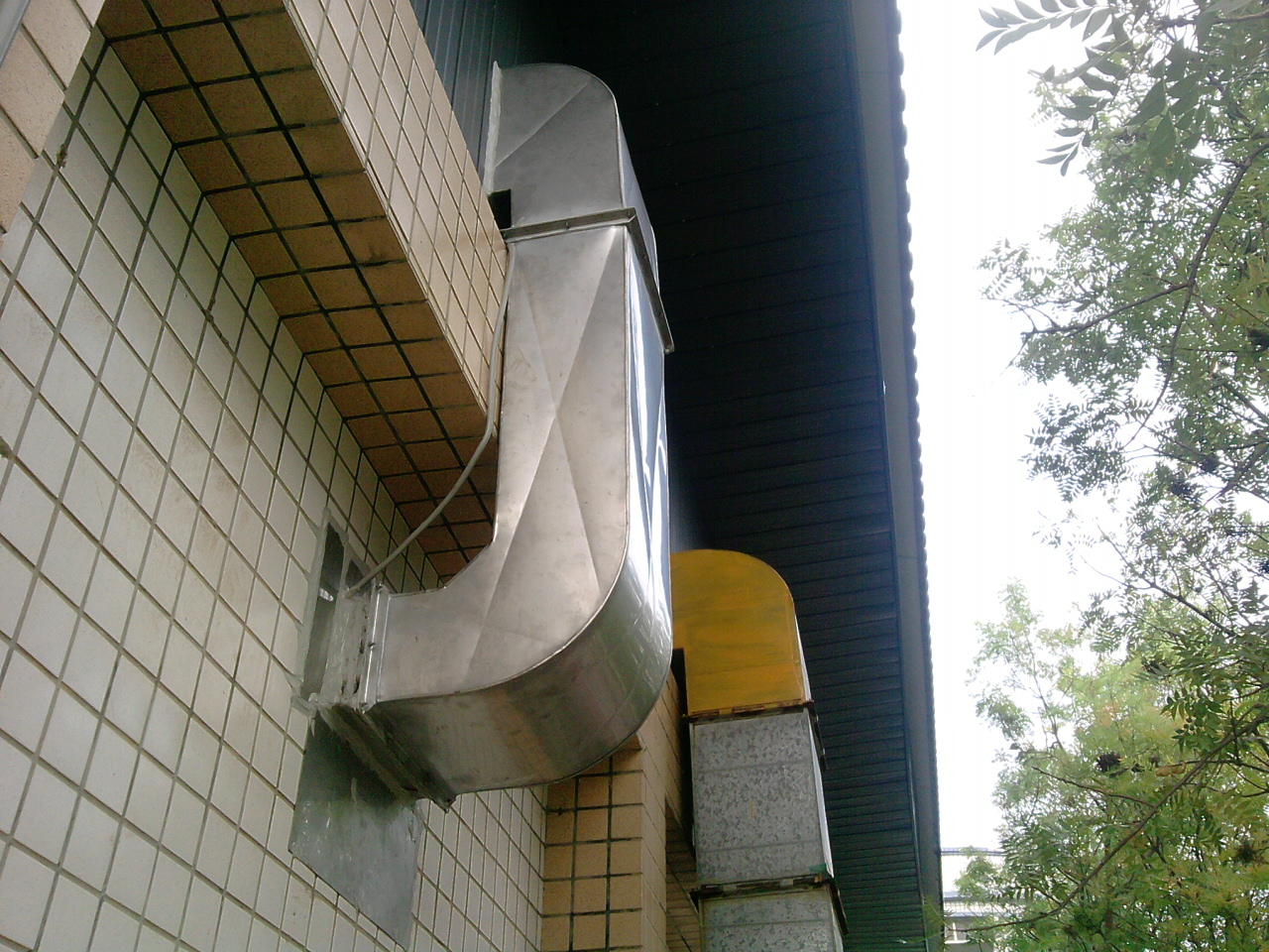 國小-抽油煙系統改善