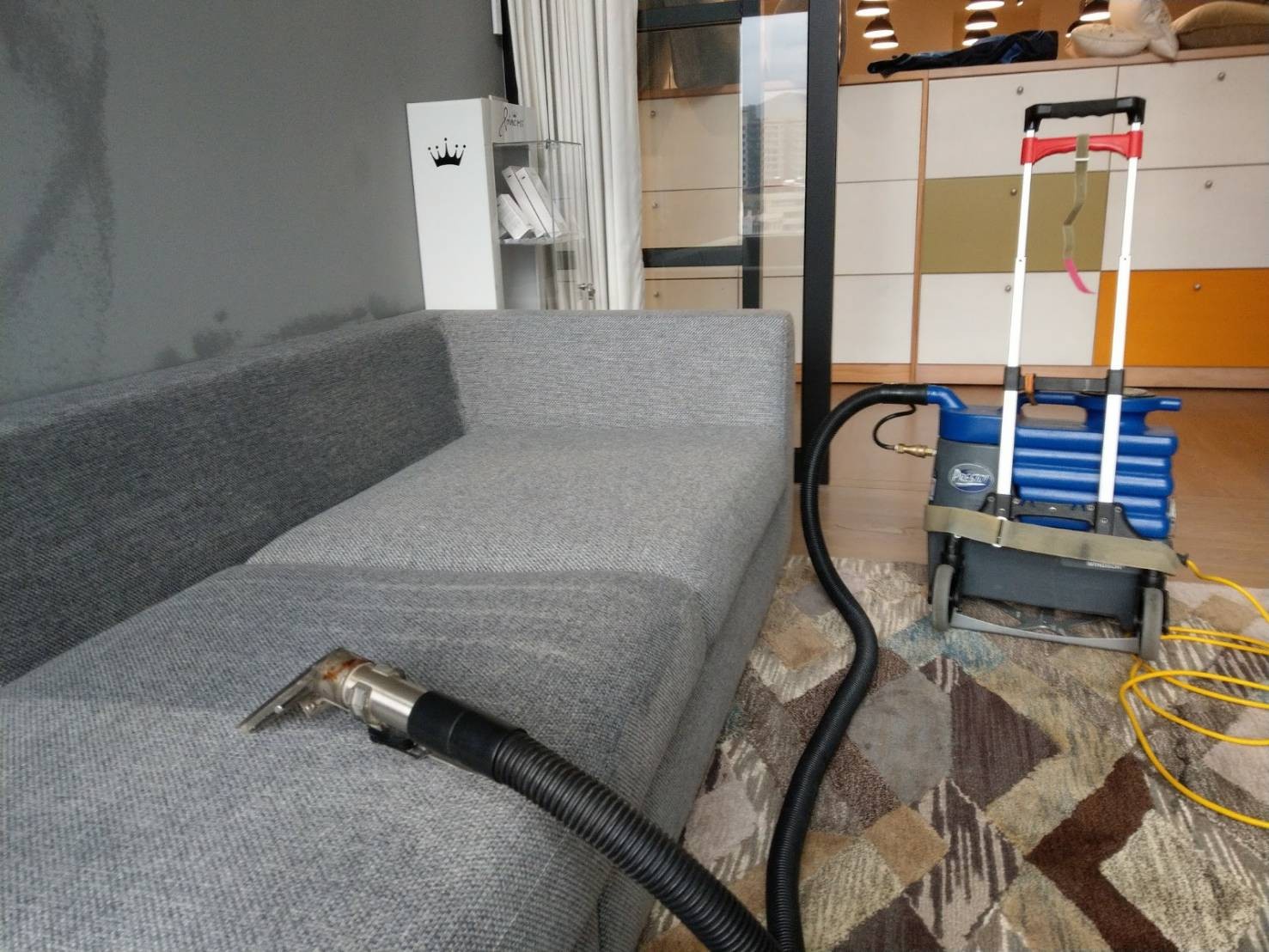 辦公室沙發清洗-潔聖環保清潔社