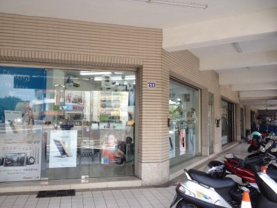 哈電族通訊行（三民店）-undefined