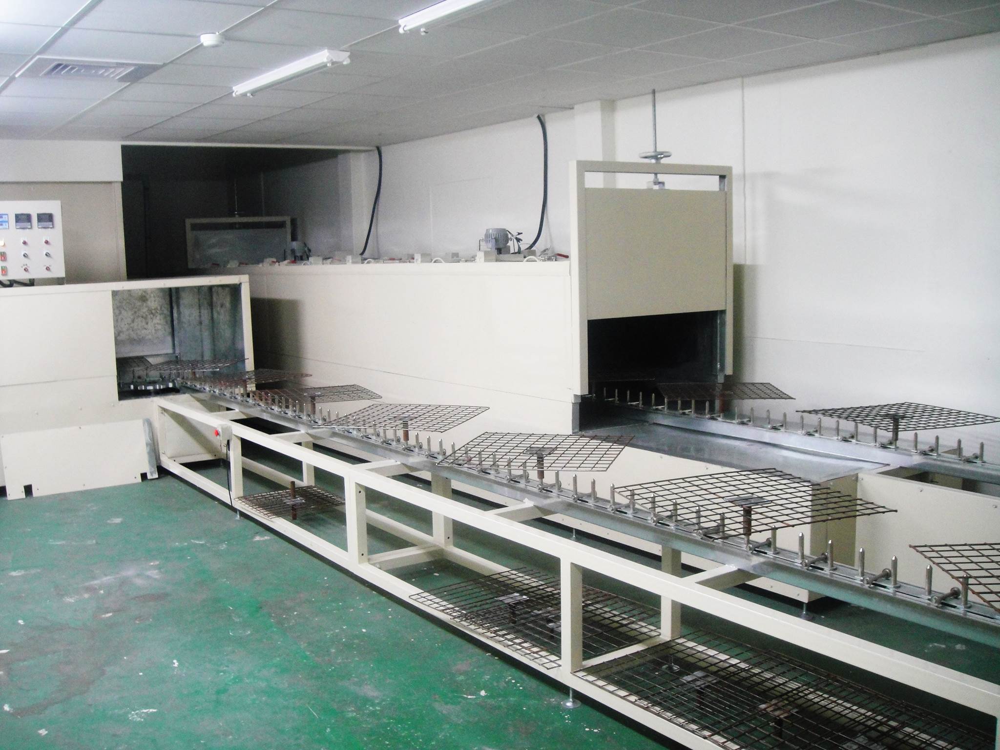 平面鏈條式烘烤設備