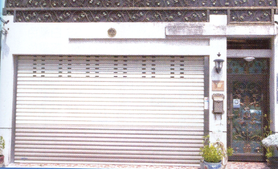 電動捲門