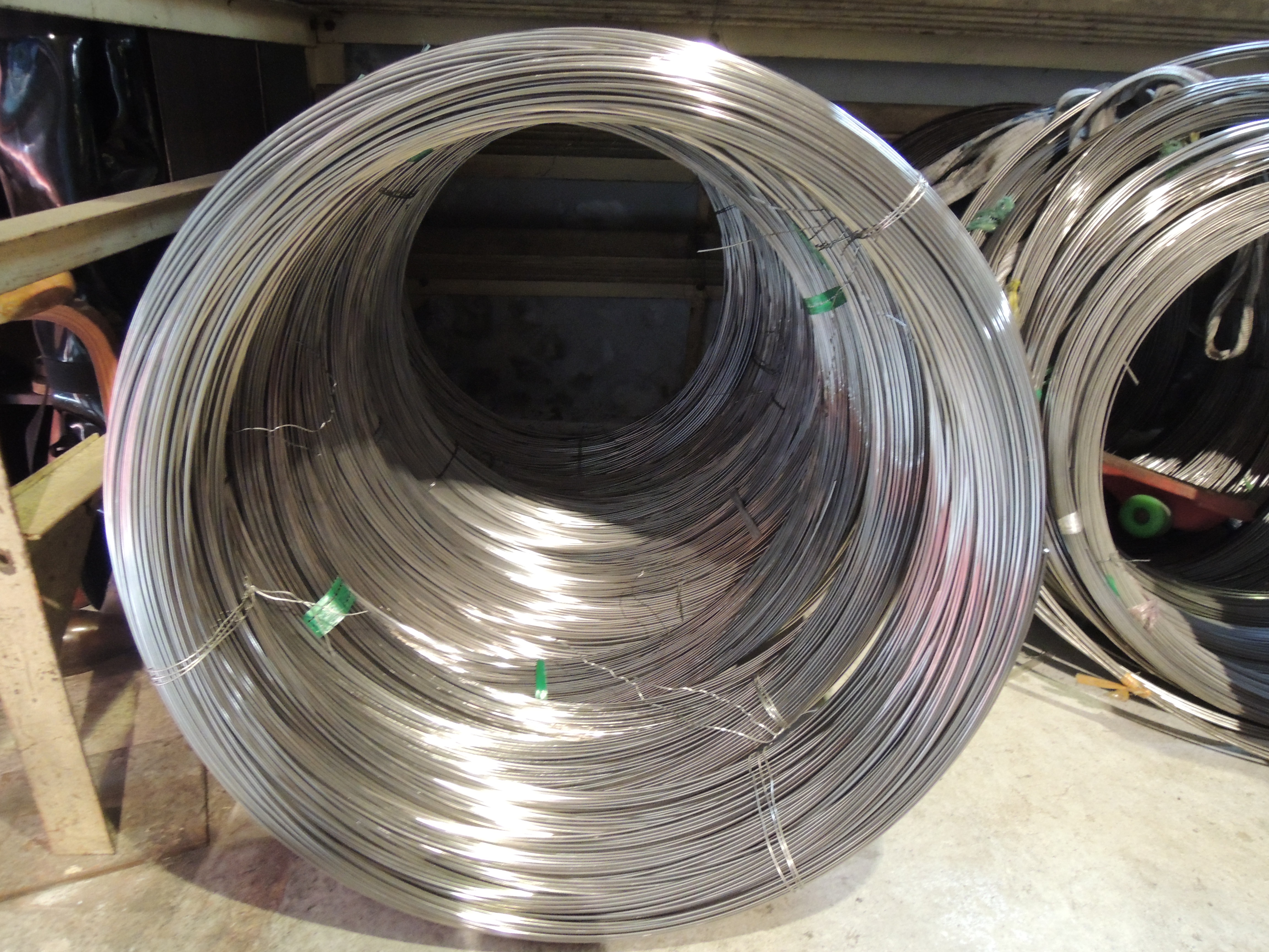 不銹鋼硬線圈(白鐵線)