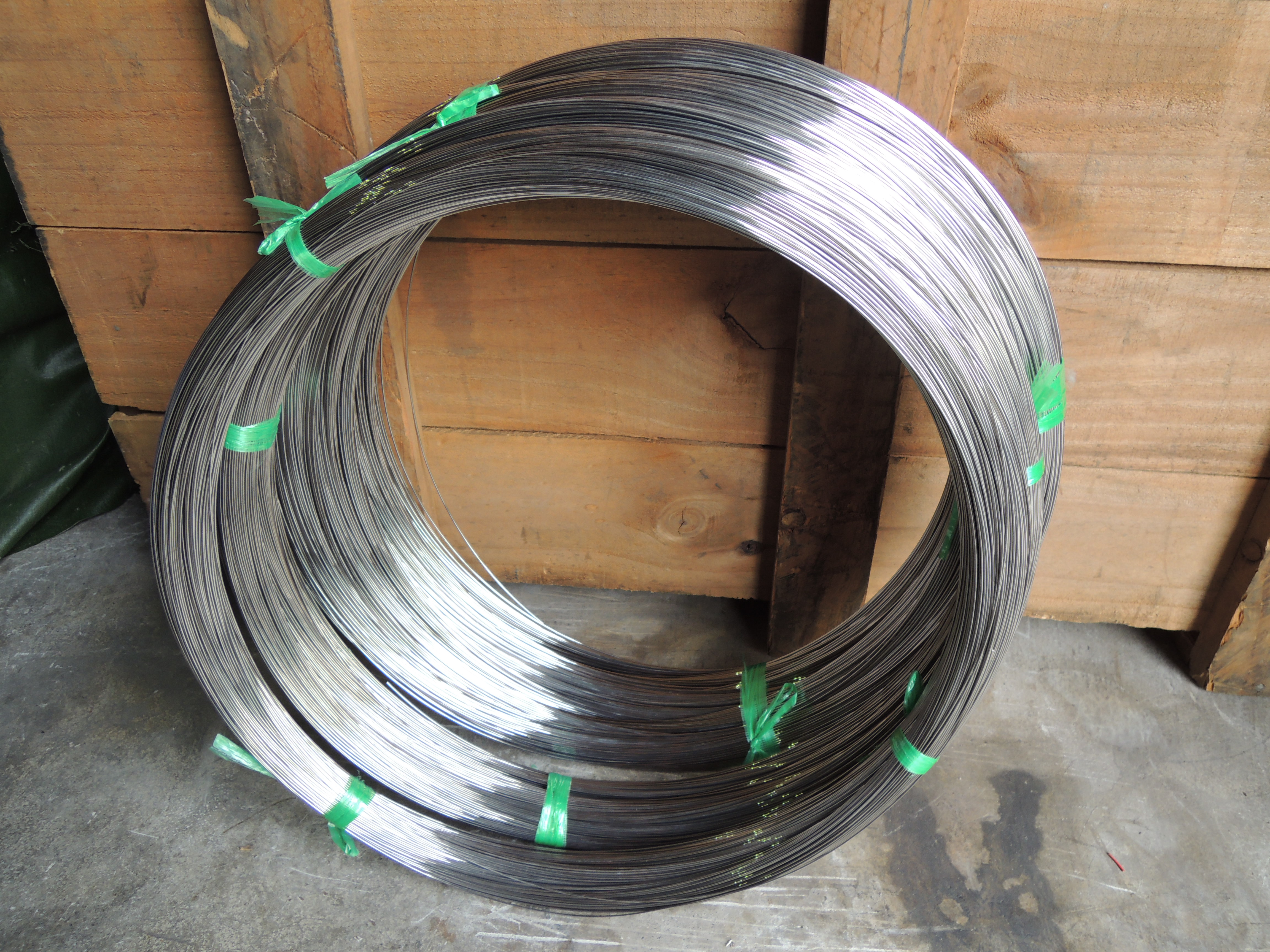 不銹鋼硬線圈(白鐵線)