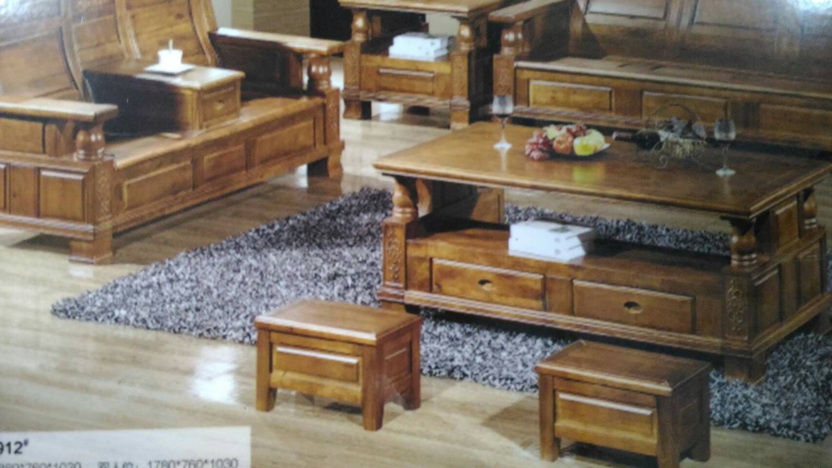 原木客廳桌椅組