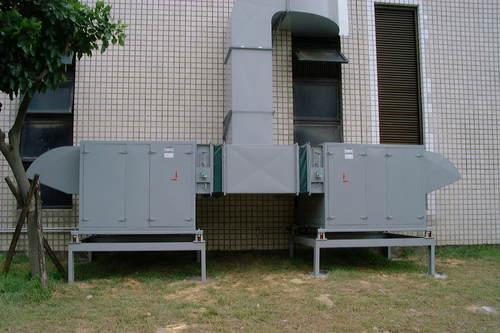 中壓後傾箱型風機