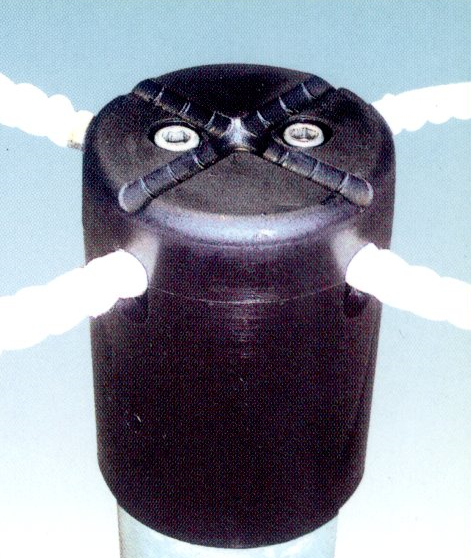 10.6孔雙螺絲內鐵片-壓繩管帽組