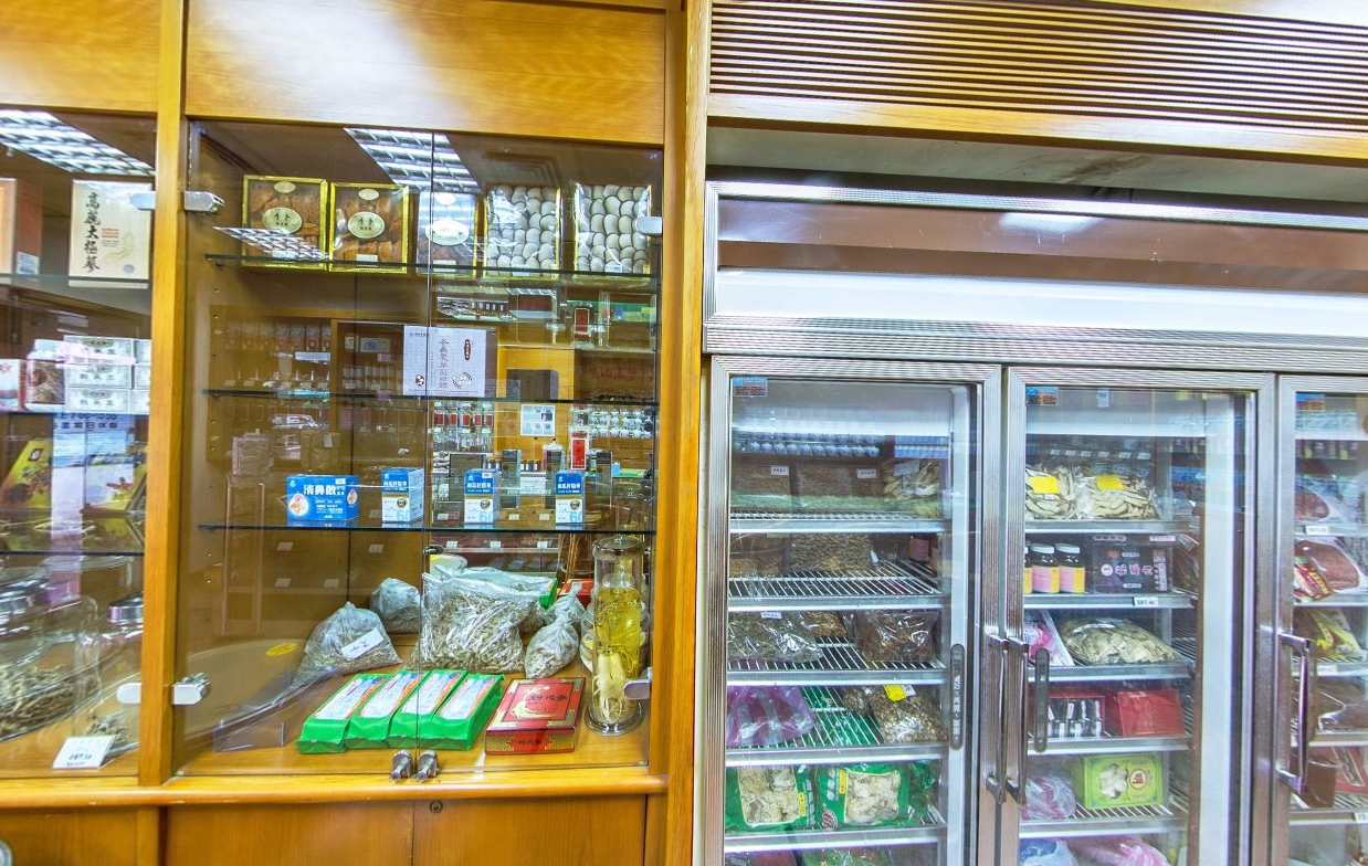 店內環景~一心堂藥行