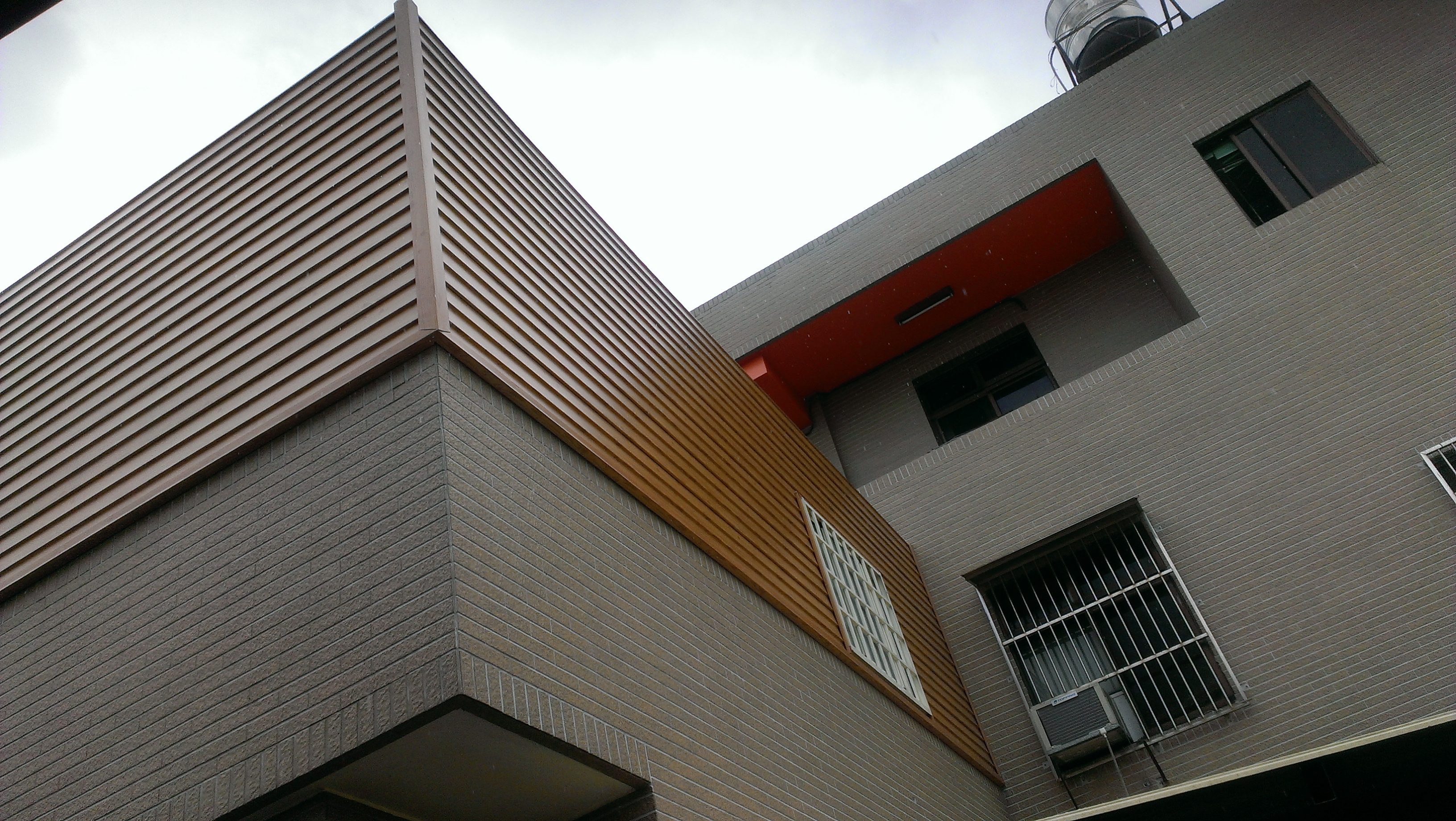 木紋烤漆浪板設計安裝