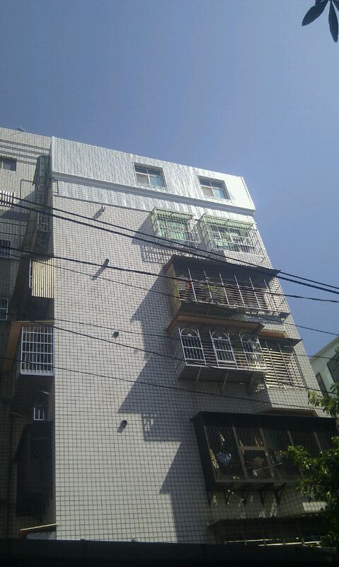 牆面防漏覆蓋烤漆板規劃施工