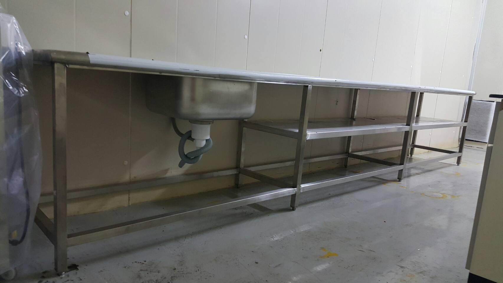 不銹鋼製品-工作桌+水槽