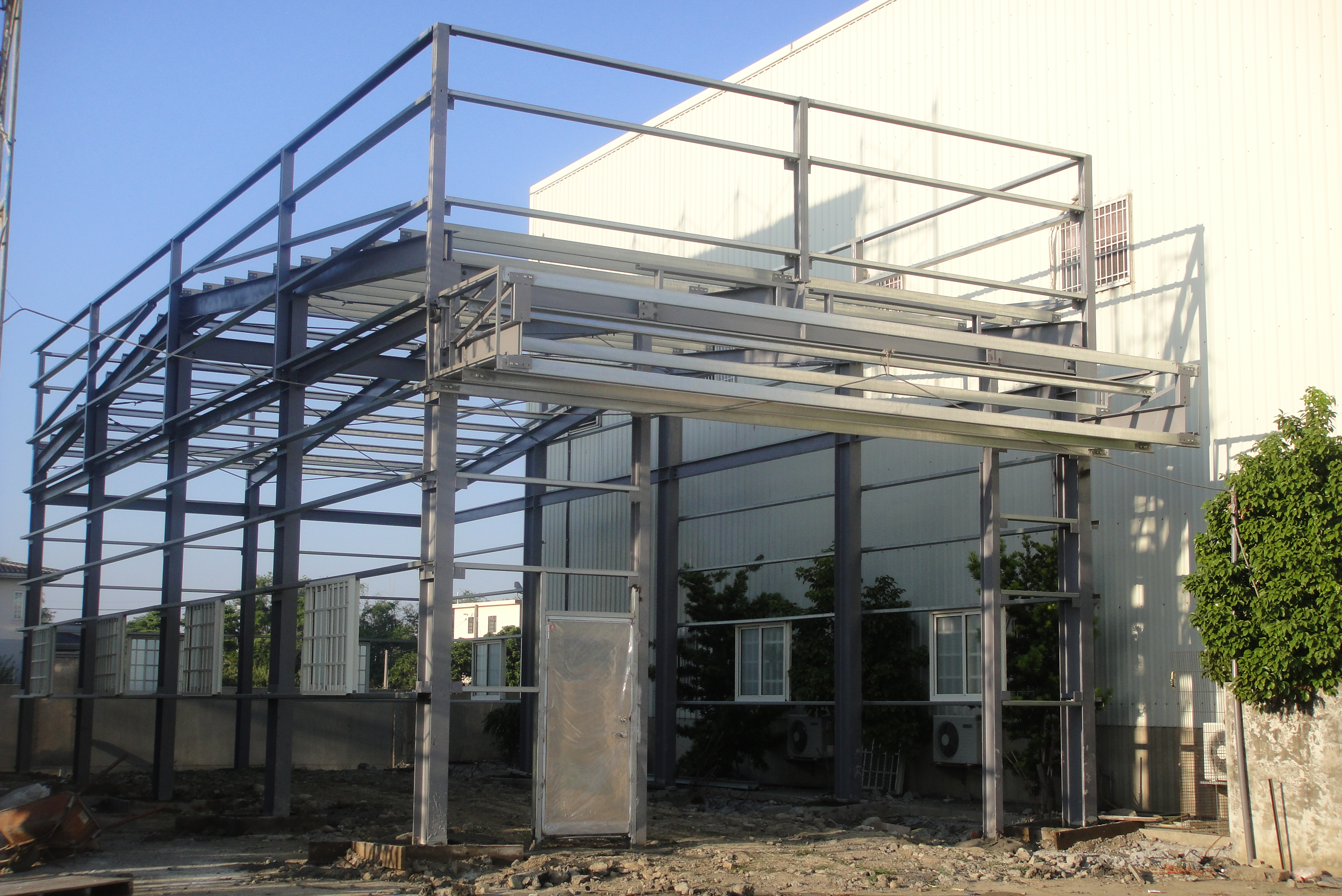 鋼構鐵棟施工