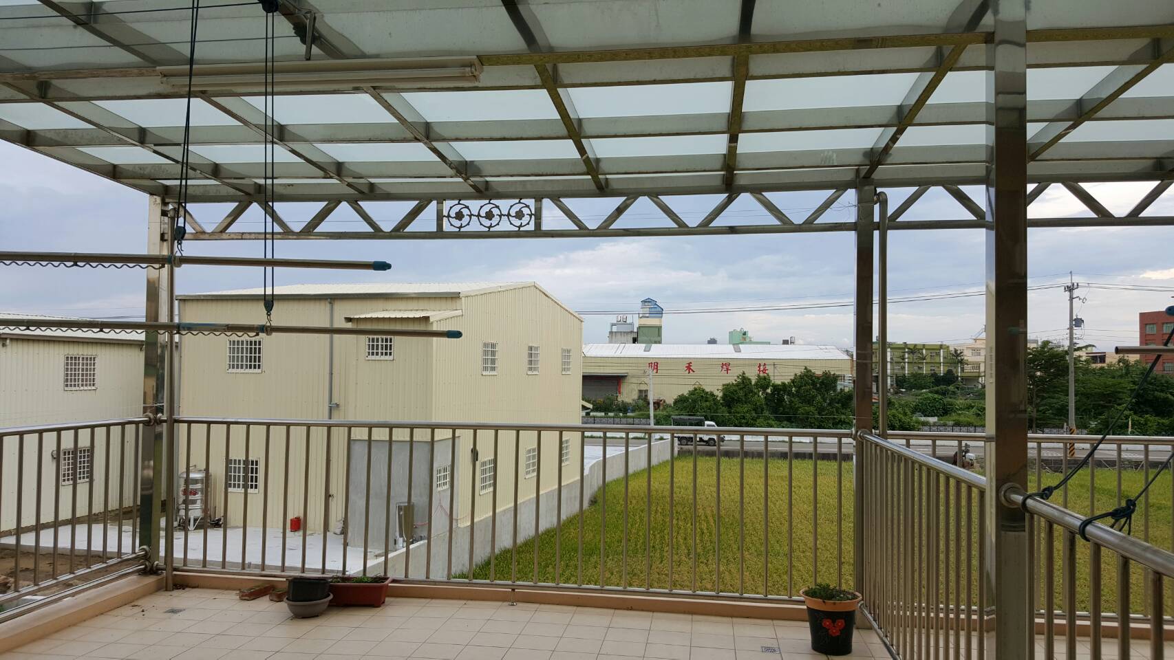 不鏽鋼玻璃採光罩