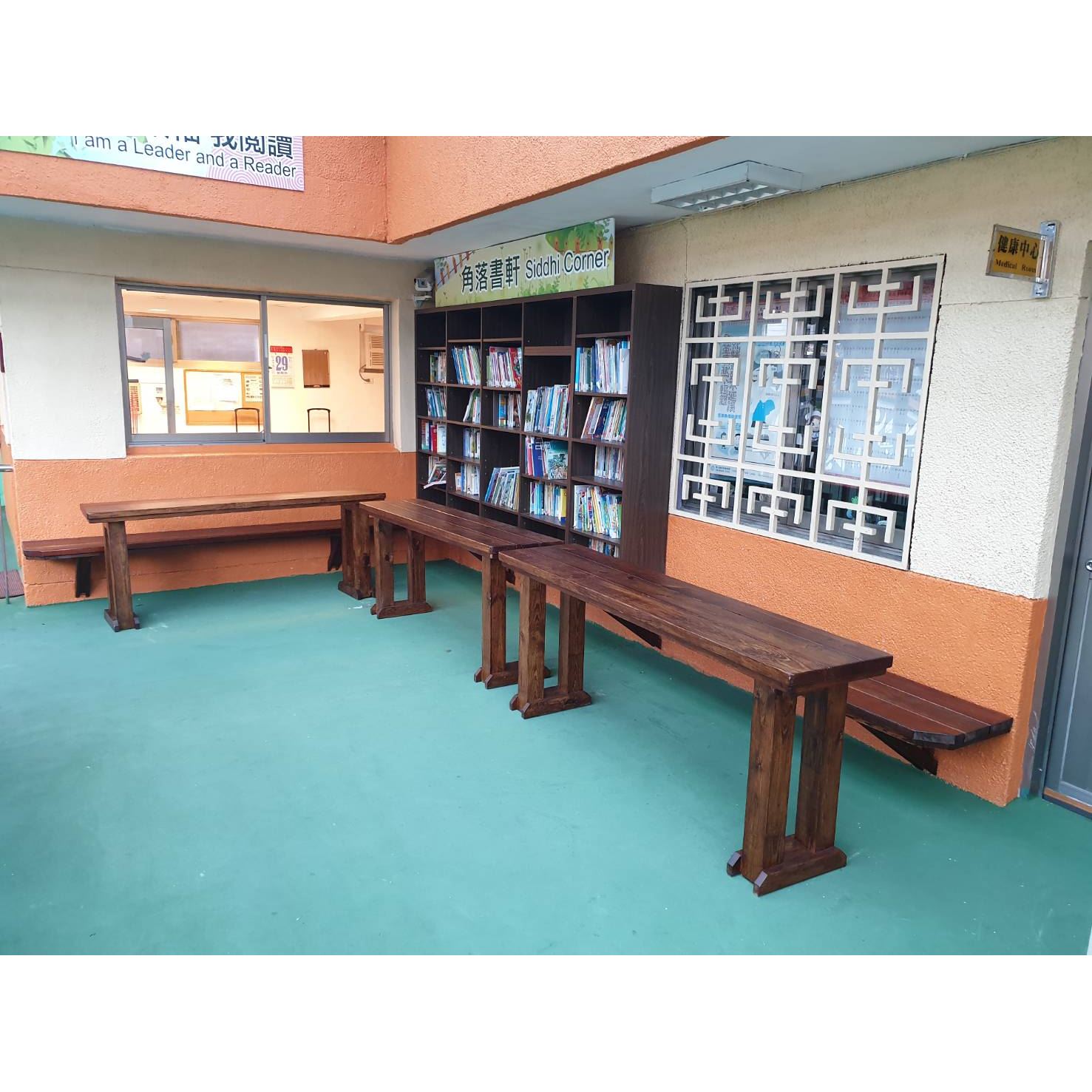 圖書館木桌、木椅