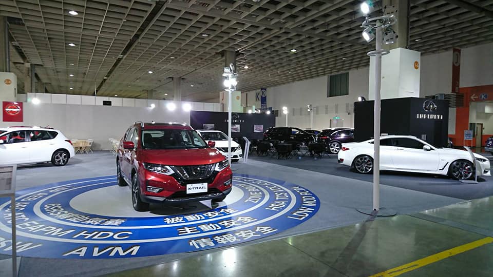 南港世貿車展地毯鋪設08