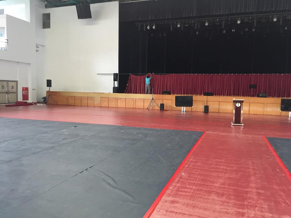 大葉大學活動地毯鋪設