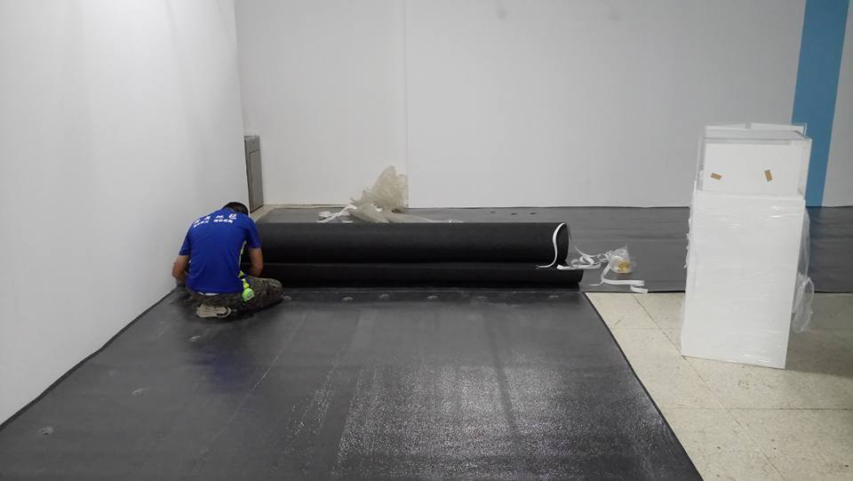 主題展覽地毯鋪設施工圖04