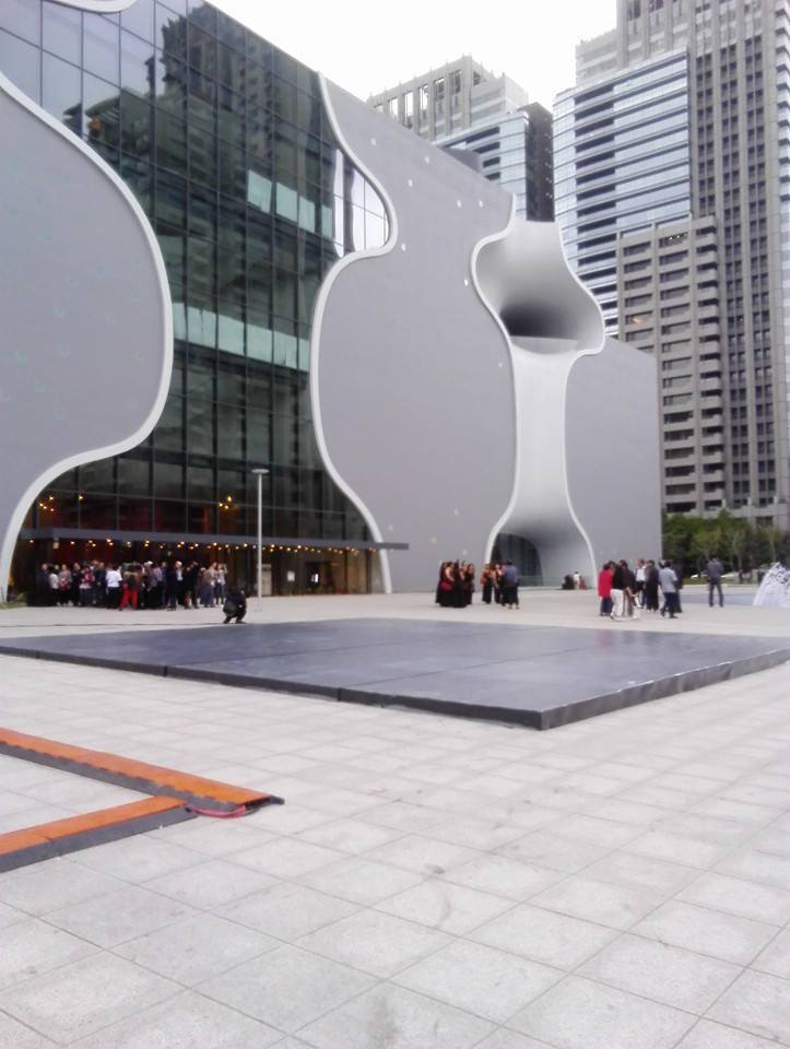 台中歌劇院舞台板地毯鋪設02