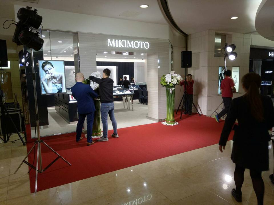 百貨專櫃地毯鋪設