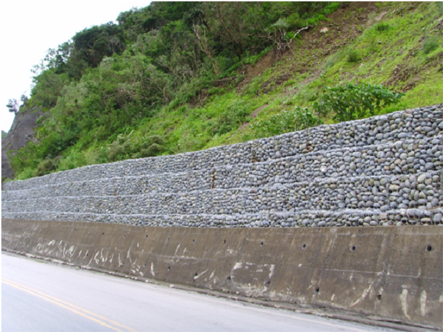 台9線丹路段石籠邊坡工程